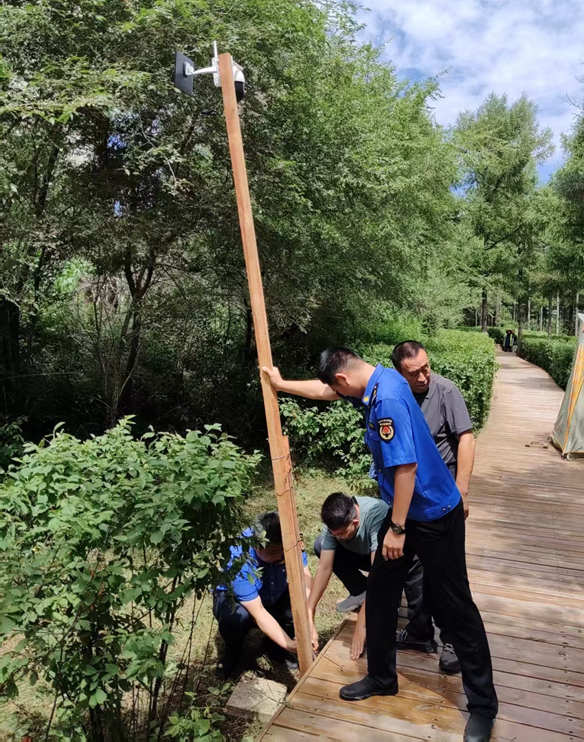 清理露营地私设摄像头